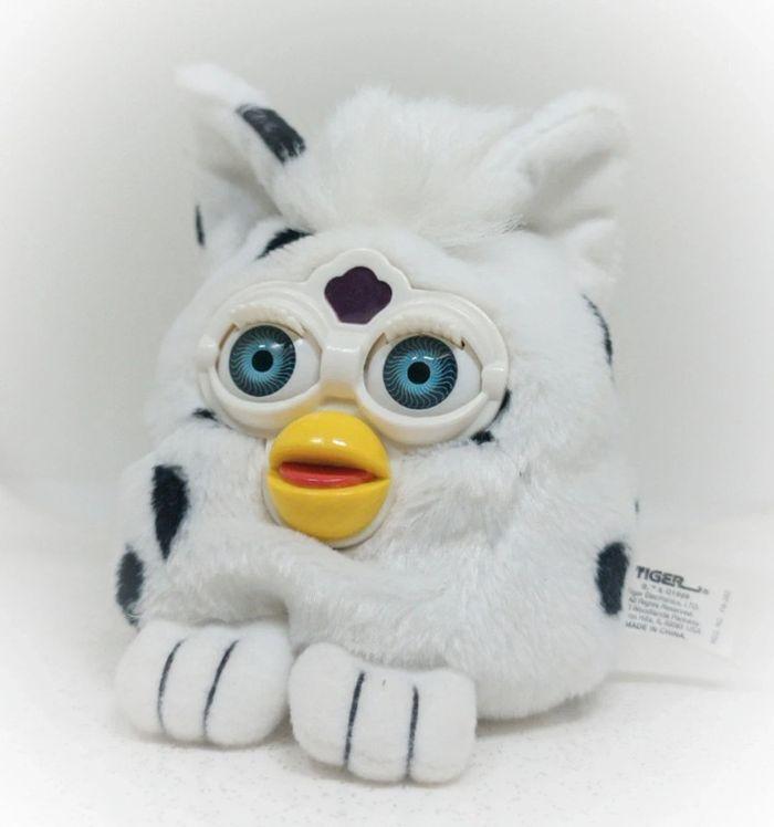 1999 tiger blanc white petite small peluche plush Furby buddy dalmatien dalmatian tâche tacheté - photo numéro 1