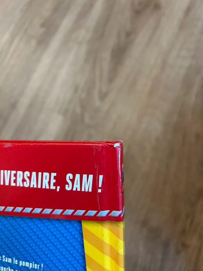 Livre Sam le pompier joyeux anniversaire - photo numéro 4