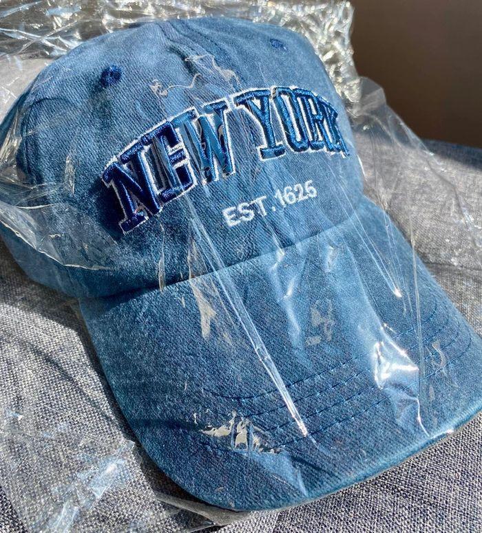 Casquette de baseball / casual brodée New York Navy NYC NЕUF - photo numéro 1