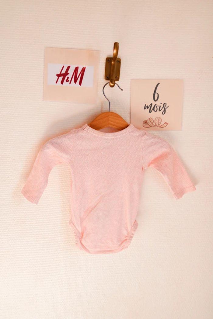 Body rose points blancs, H&M, 6 mois - photo numéro 5