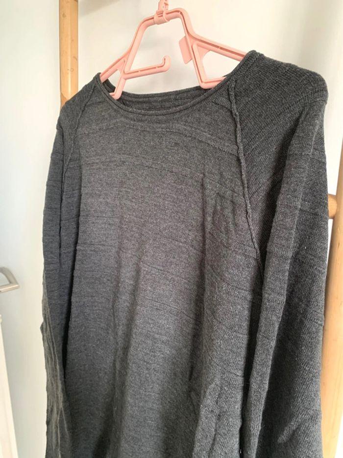 Pull homme gris - photo numéro 1