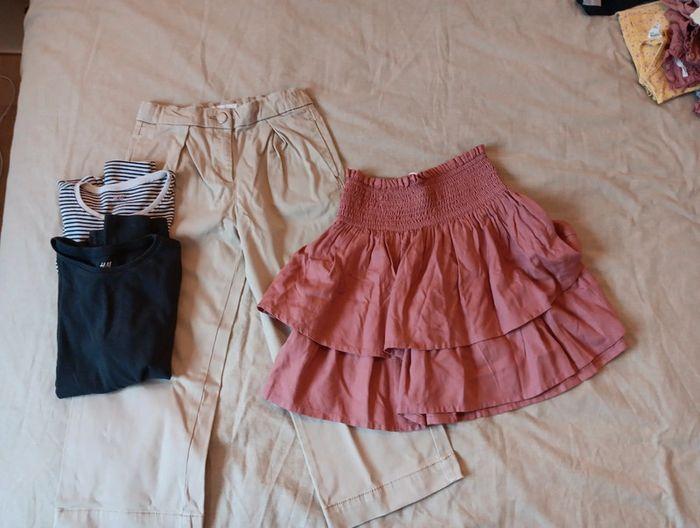 Lot vêtements fille 8 ans - photo numéro 2