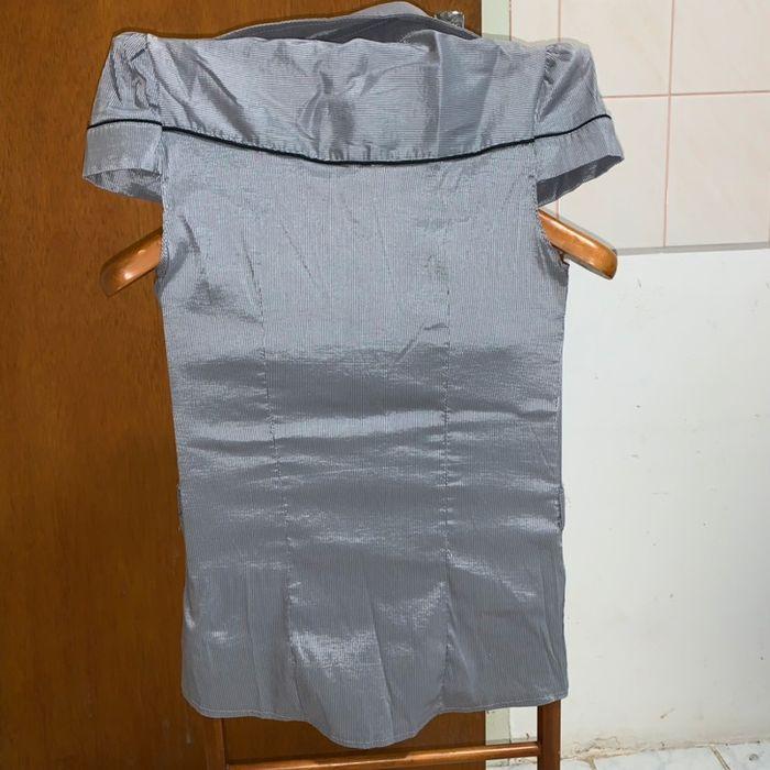 Blouse sans manches gris argenté - Neuf sans étiquette - photo numéro 2