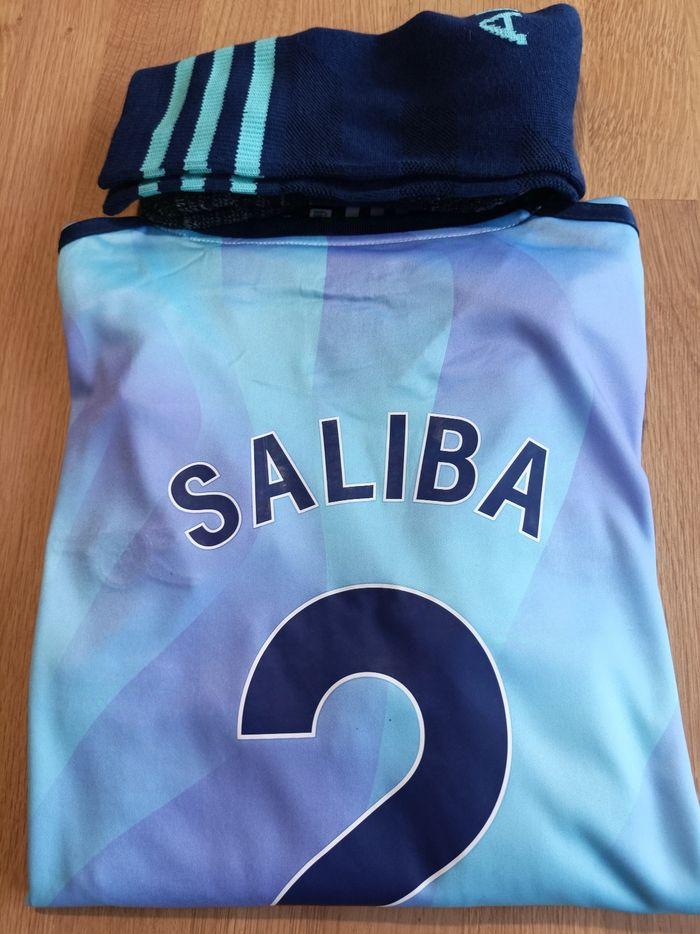 Maillot SALIBA Arsenal third blue taille 8 ans modèle 2025 - photo numéro 6