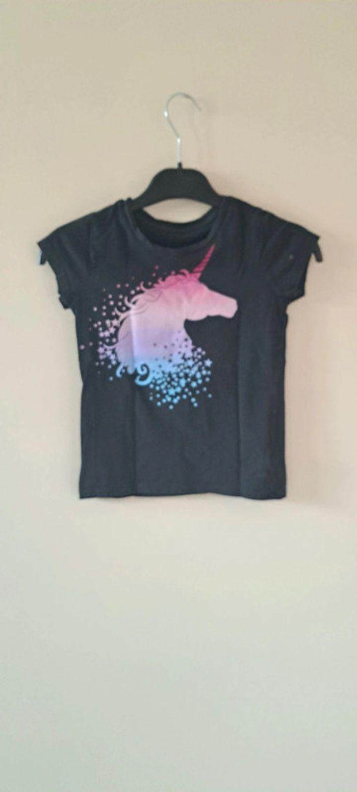 T-shirt Licorne - photo numéro 1