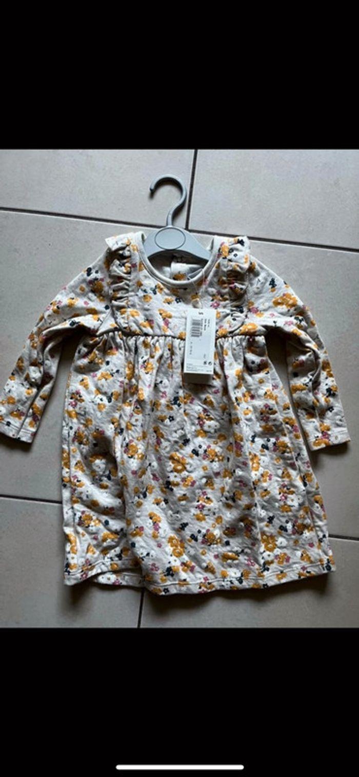 Robe petit bateau fleurie - photo numéro 2