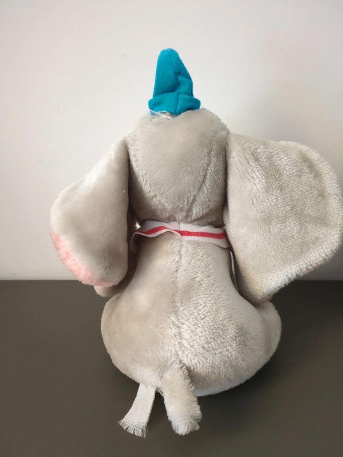 peluche Dumbo euro Disney - photo numéro 3