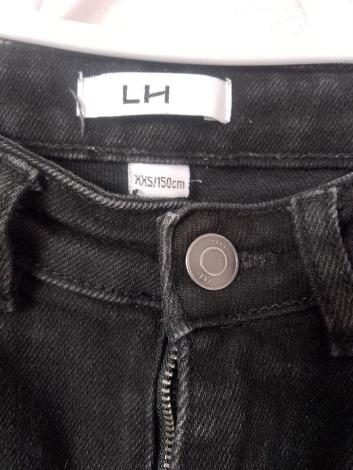 Pantalon/ jean noir LH taille XXS/ 150 cm avec des poches sur le côté et derrière - photo numéro 3