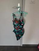 Maillot de bain une pièce fleuri