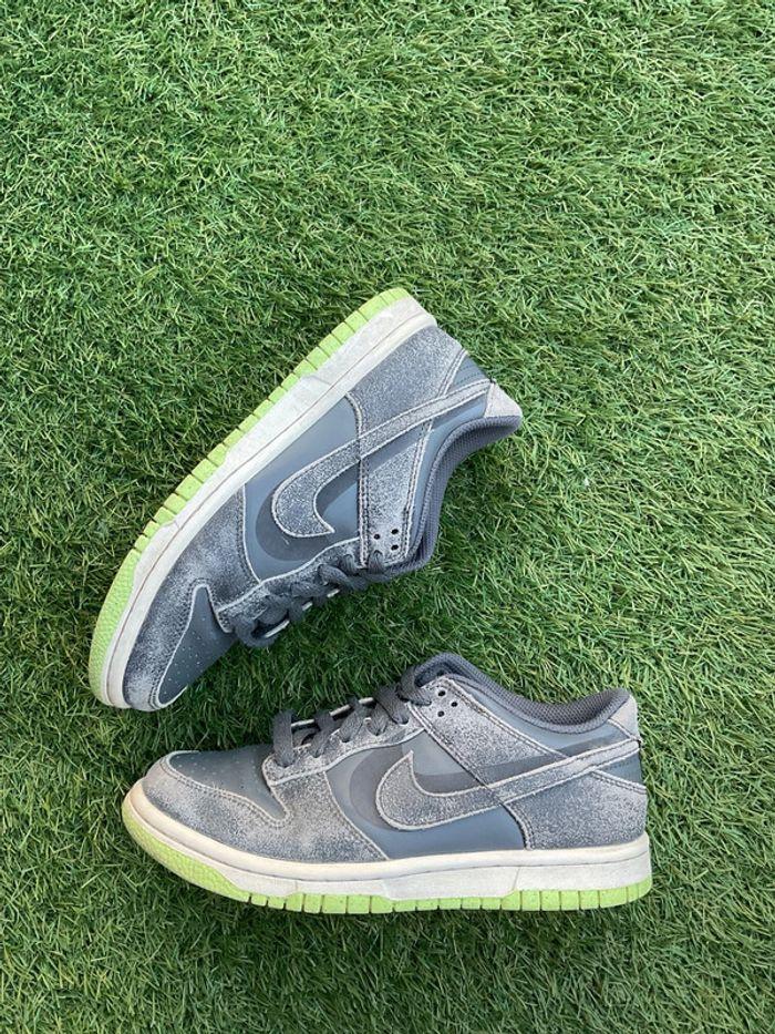 Nike dunk low Halloween Green grey size 35,5 - photo numéro 1