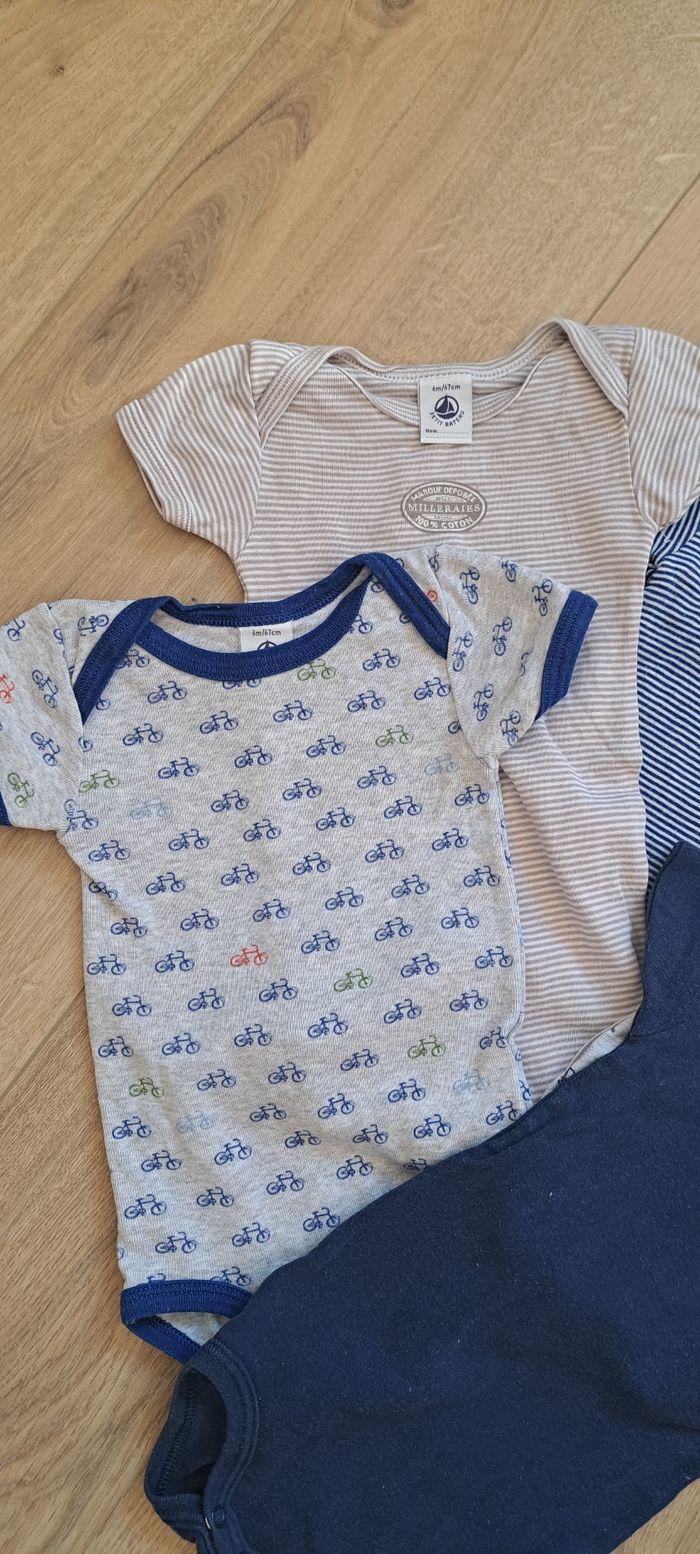 Lot bodie 6 mois petit bateau - photo numéro 2