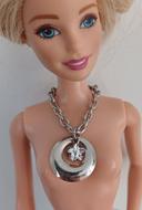 Collier artisanal neuf pour Barbie, cercle et fleur