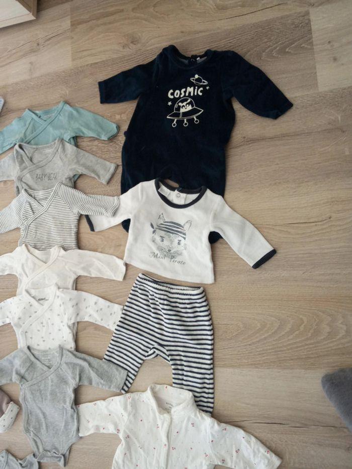 Lot vêtements bébé garçon 1 mois - photo numéro 6