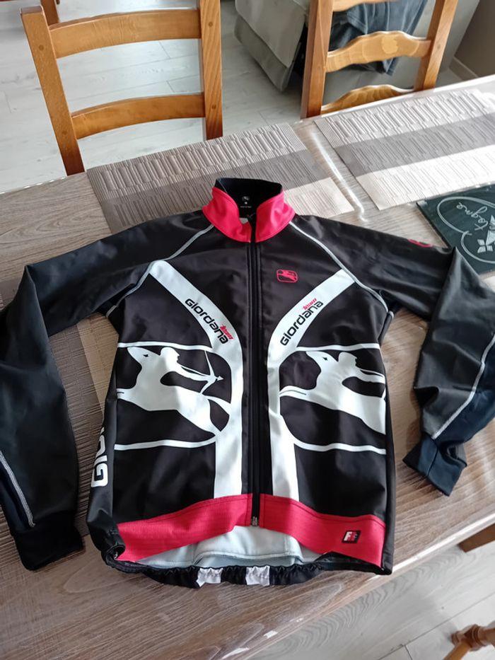 veste cycliste - photo numéro 1