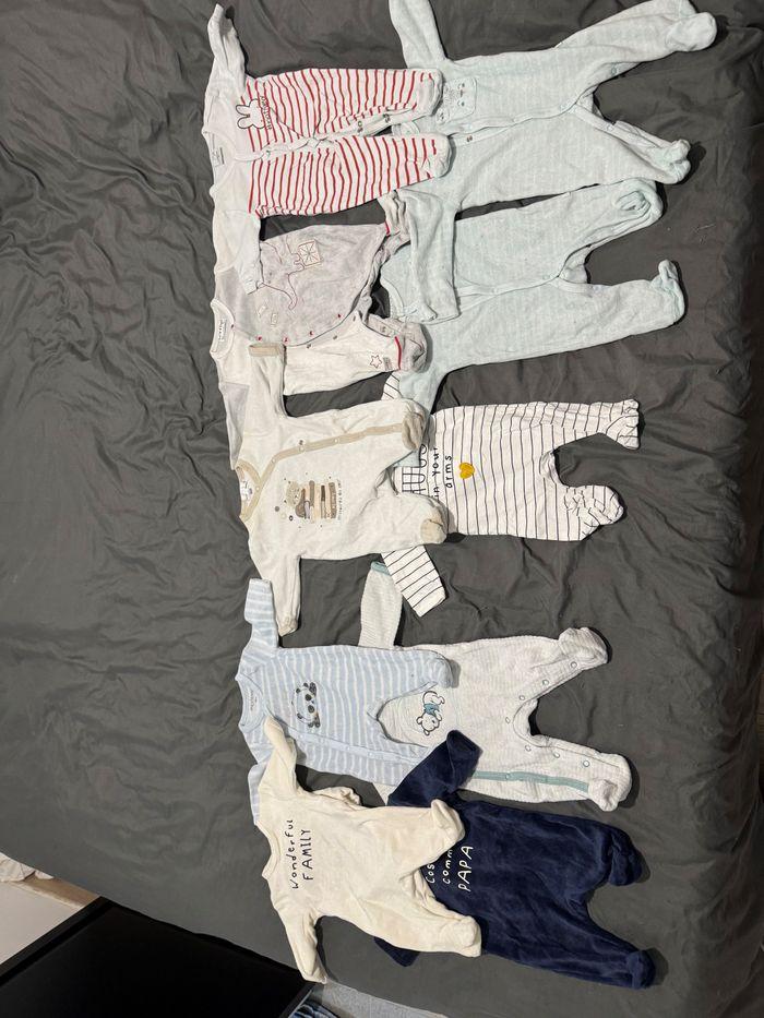 Lot de vêtements garçon Naissance/1 mois - photo numéro 2