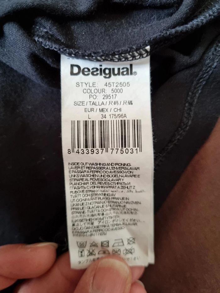 T-shirt Desigual Taille L - photo numéro 3