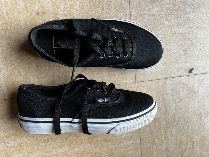 Vans noire enfants très bon état 30 - photo numéro 2