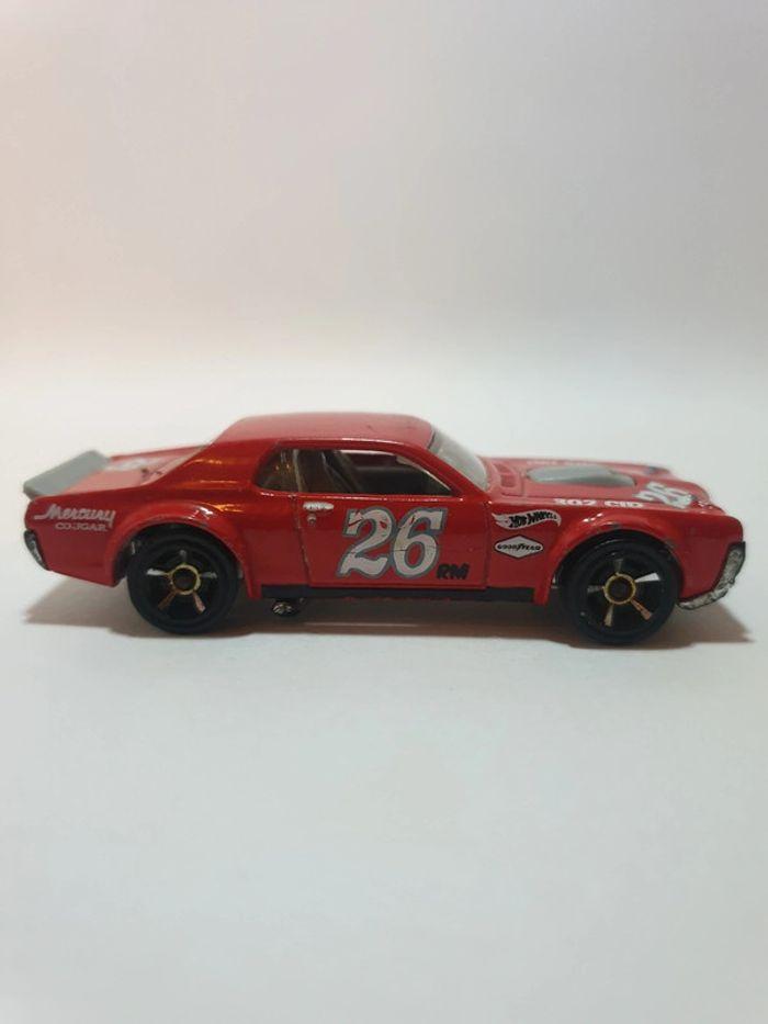 Hot Wheels 68 Mercury Cougar Rouge, 2013 - photo numéro 5