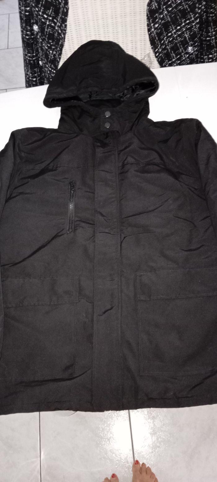 Manteau neuf  13/14 ans - photo numéro 2