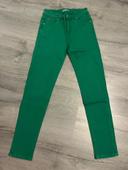 Jean vert taille 38