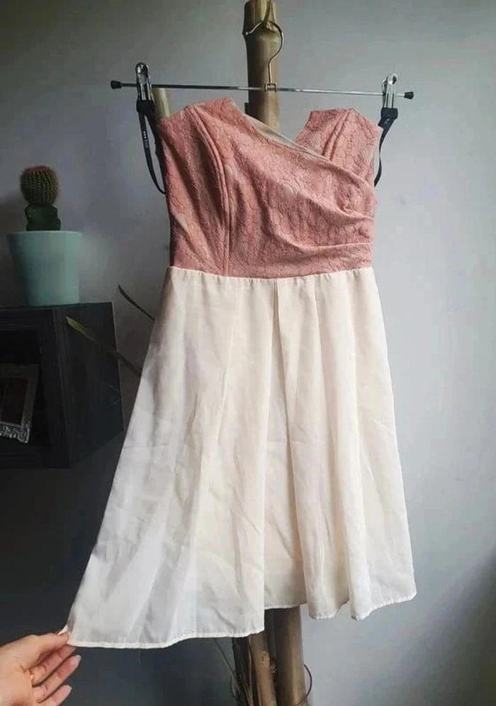 🌻Robe taille 36 rose et crème vintage - photo numéro 1