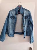 Veste en Jeans brodée Phildar