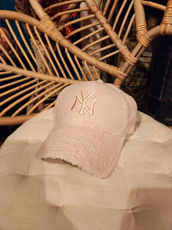 Casquette sherpa rose new era - photo numéro 2