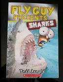 Livre en anglais "Fly Guy presents:Sharks" de Tedd Arnold