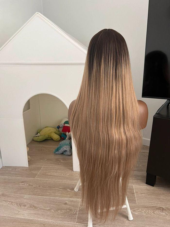 Perruque longue 2 tons blonde et brune lisse avec frange - photo numéro 17