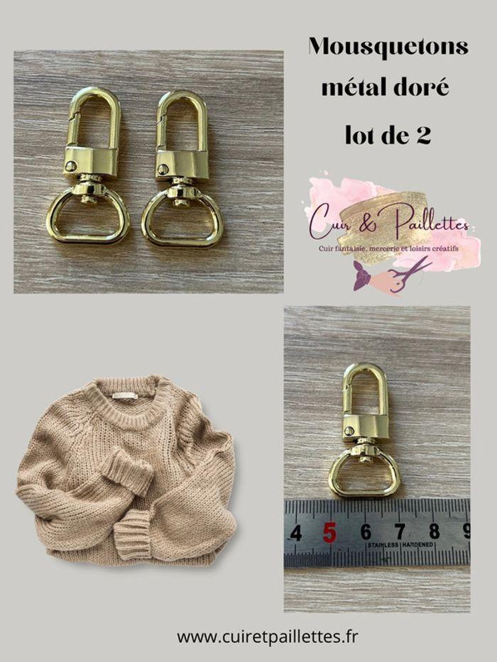 Pull mousqueton doré