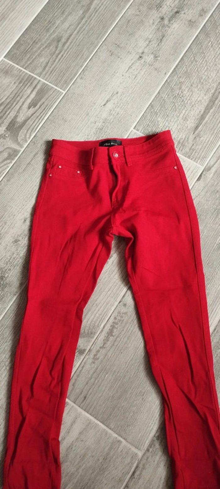 pantalon rouge