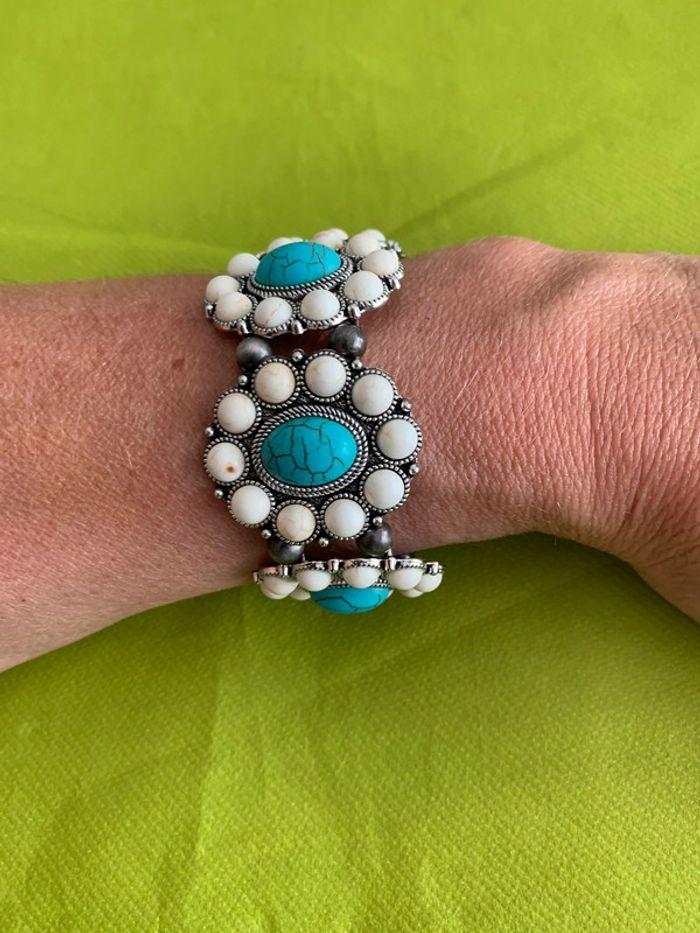 Magnifique bracelet manchette bleu turquoise et blanc vieilli en alliage argenté - photo numéro 6