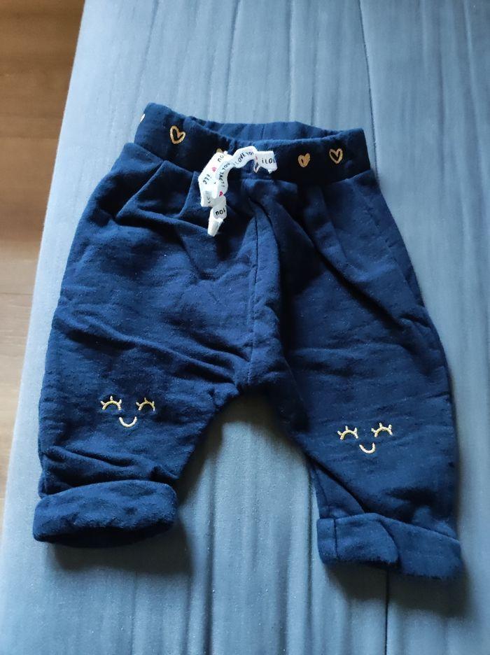 Pantalon,3 mois - photo numéro 1