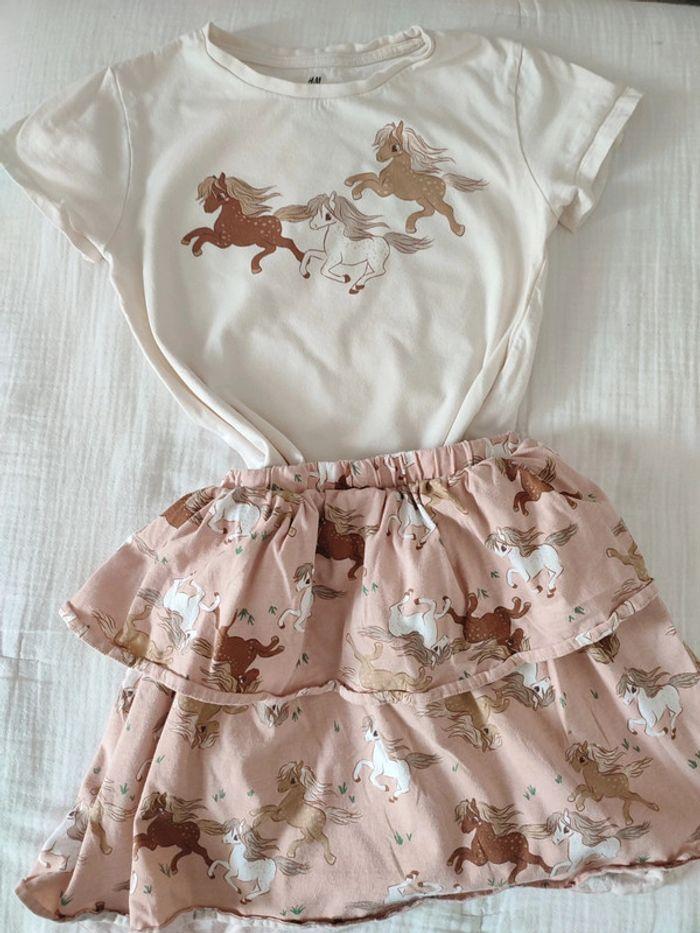 Ensemble jupe poney H&M 4/6 ans - photo numéro 2