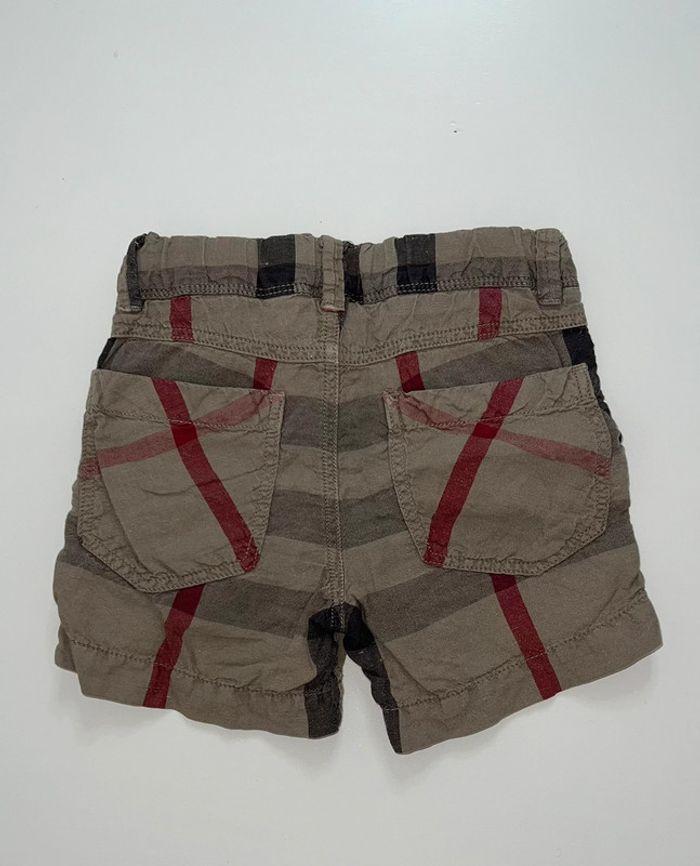 Short Burberry Bébé 12 mois - photo numéro 2