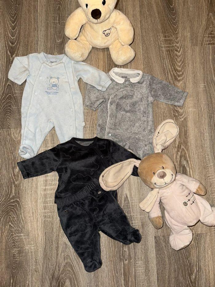 3 pyjamas velours naissance garçon - photo numéro 1