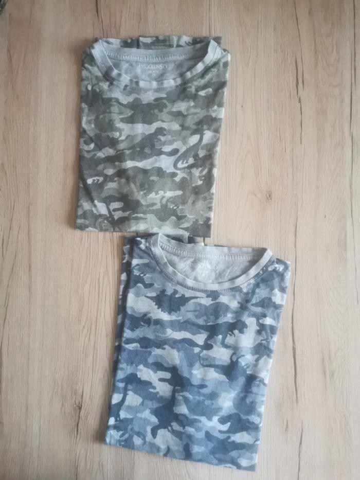 Lot 2 tee shirt manches courtes taille 14 ans