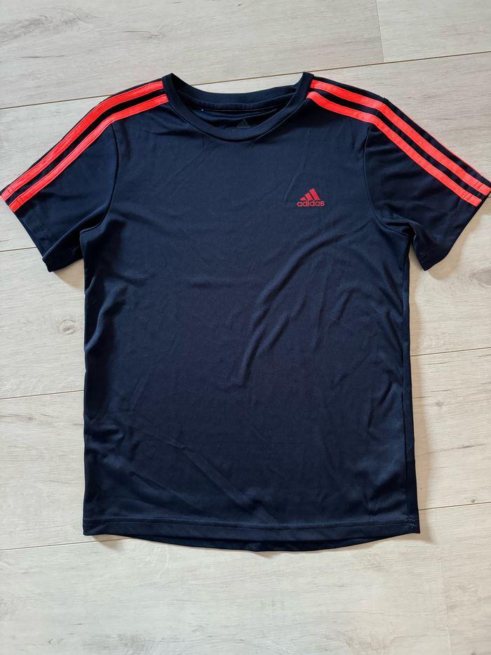 Maillot de sport Adidas Taille 12 ans - photo numéro 1