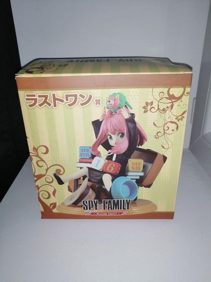 Figurine spy x family - photo numéro 5