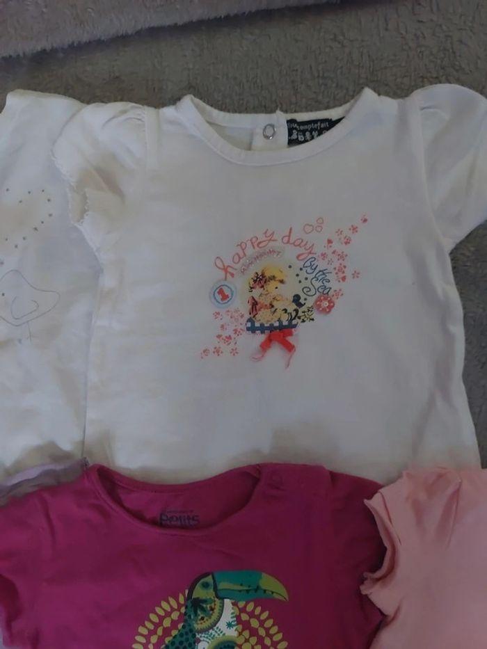 Lot 5 t-shirts  manches courtes fille 6 mois en Tbe - photo numéro 3