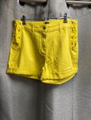 Short jaune