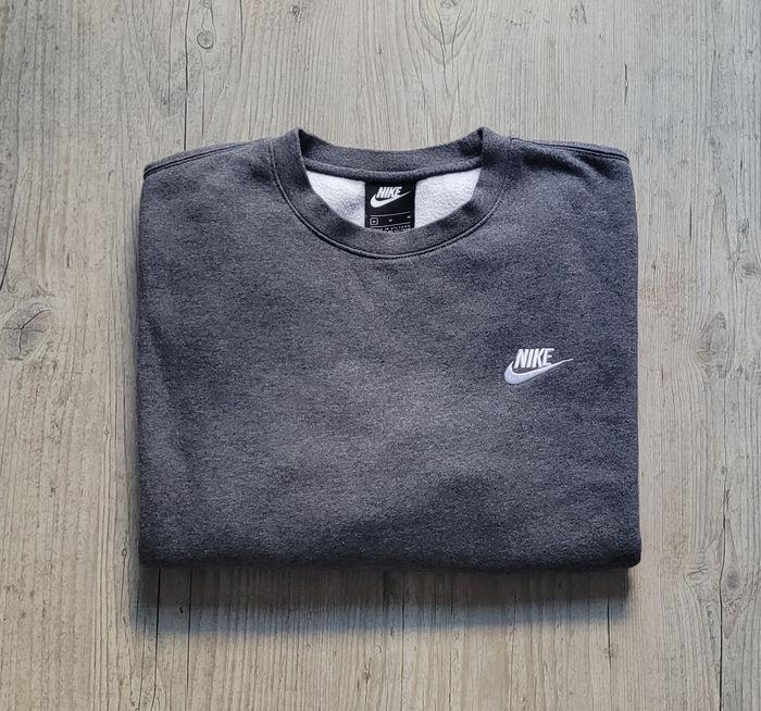 Sweat/Pull/Crewneck Nike Club Gris Taille M Homme Logo Brodé - photo numéro 1