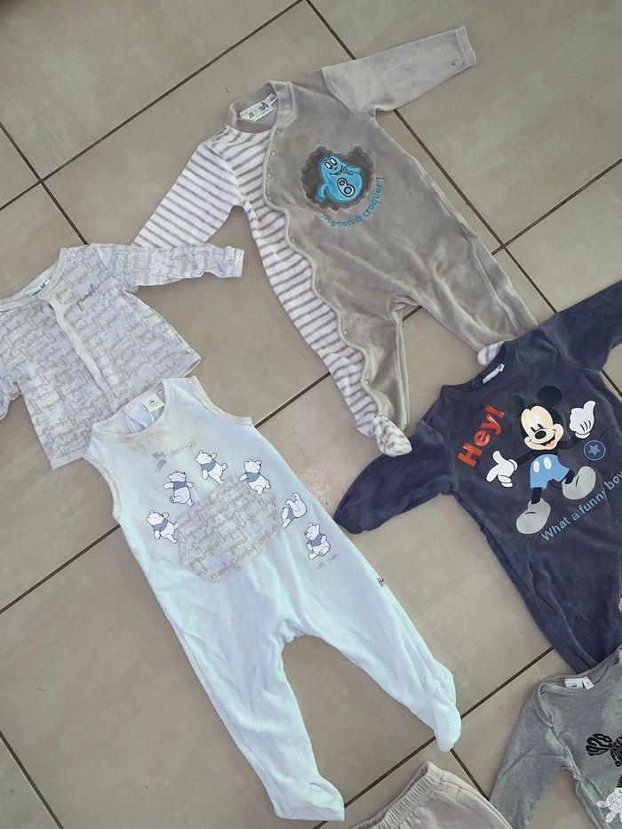 Lot 9 mois pyjamas pantalon et bodie Winnie l’ourson et Mickey Disney - photo numéro 3