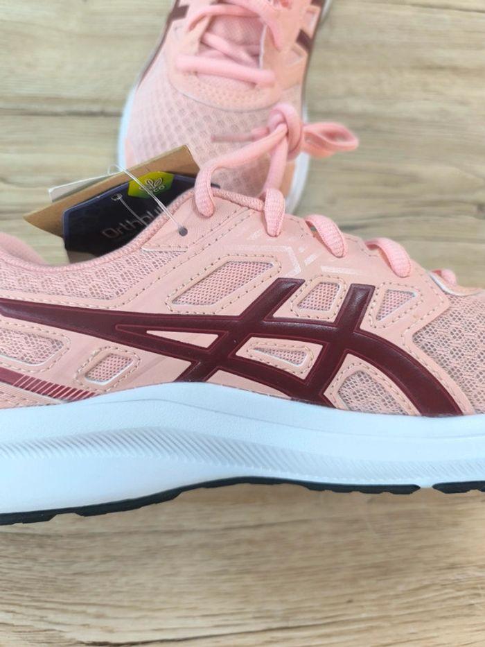 Baskets Asics jolt 3 rose et blanche pointure 39,5 neuves avec boite - photo numéro 16