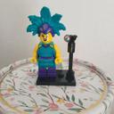 Minifigurine Lego Série 21 - chanteuse de cabaret