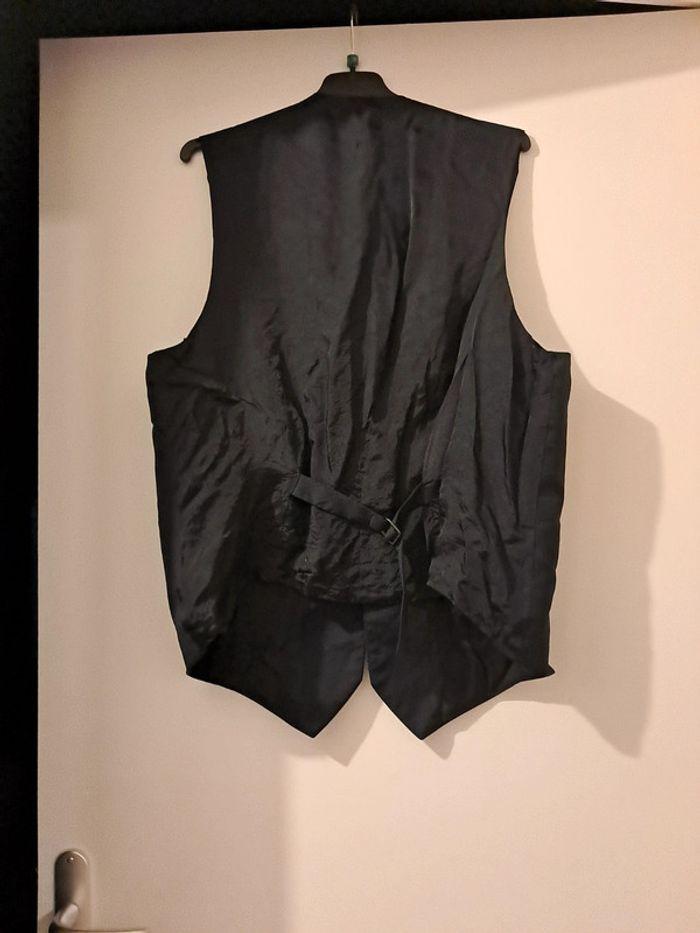 Gilet noir - photo numéro 2