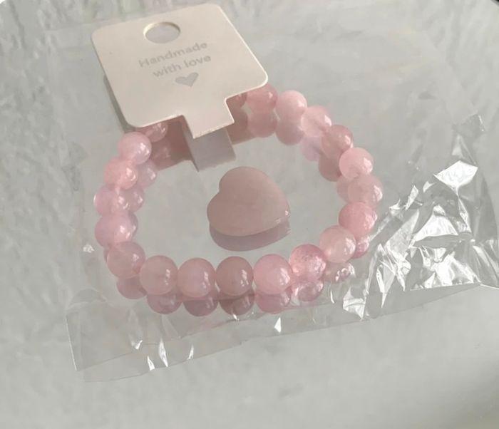 Bracelet quartz rose et son petit coeur - photo numéro 4