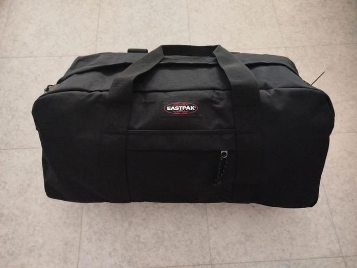 Sac de voyage sport Eastpak Neuf - photo numéro 1