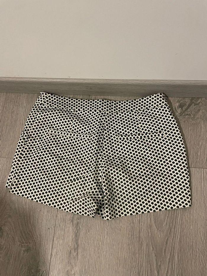 Short habillé taille basse blanc à motifs noir losange H&M taille 34 - photo numéro 5