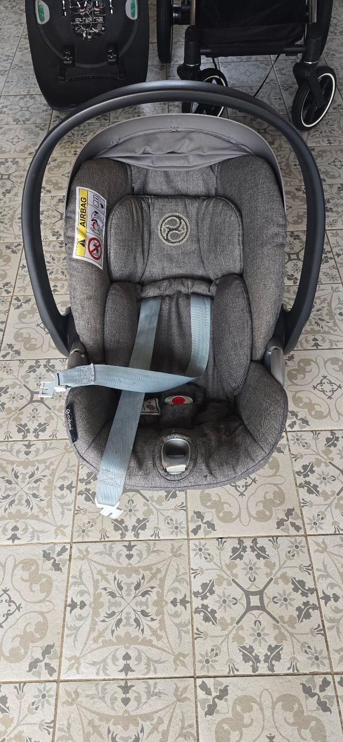 Poussette cybex priam en lot avec cosy cloudz et sa base + nombreux accessoires - photo numéro 10